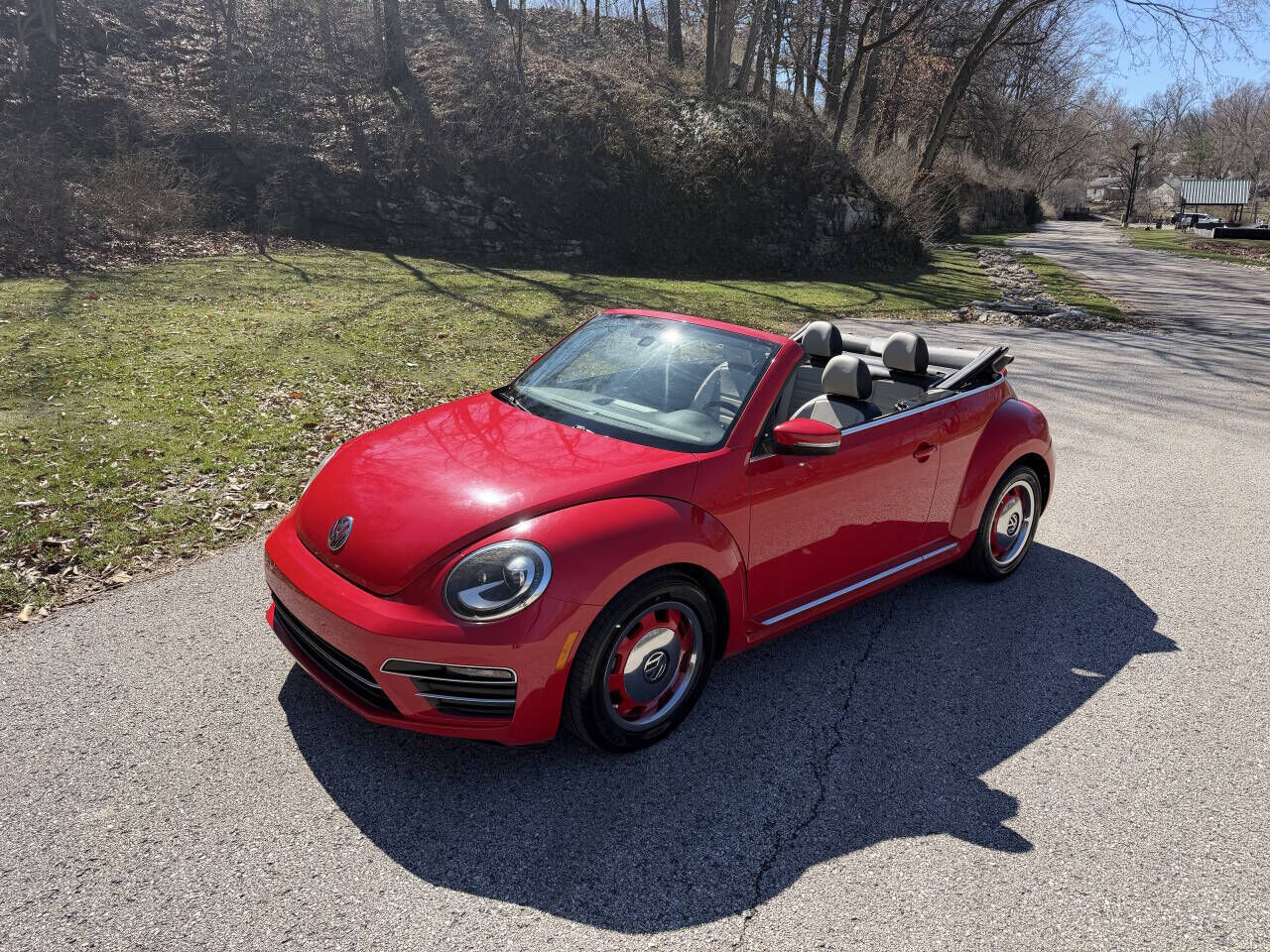 2018 VOLKSWAGEN Beetle