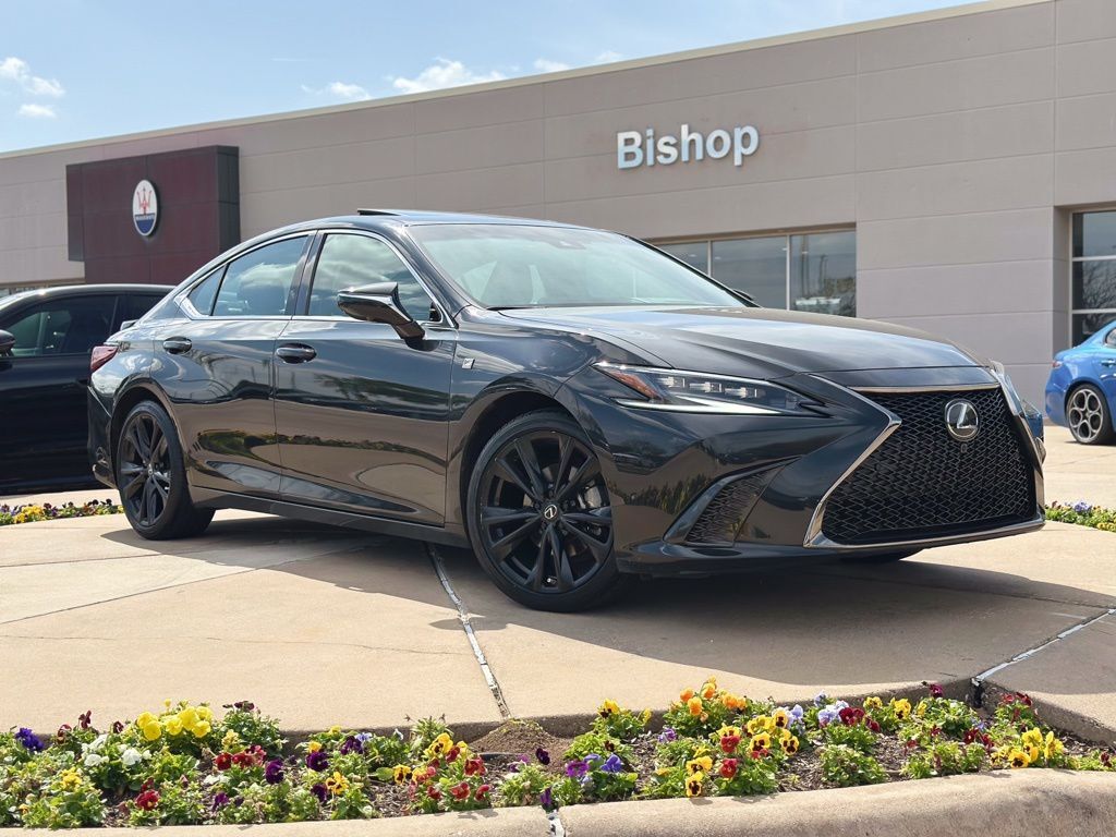 2024 LEXUS ES