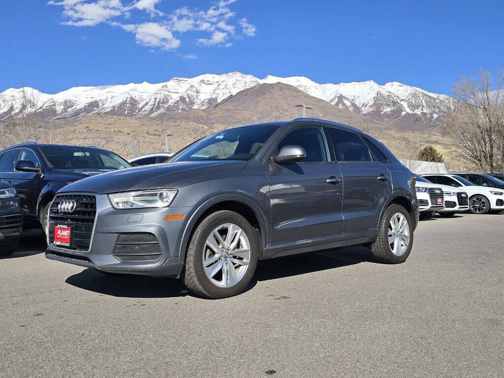 2017 AUDI Q3