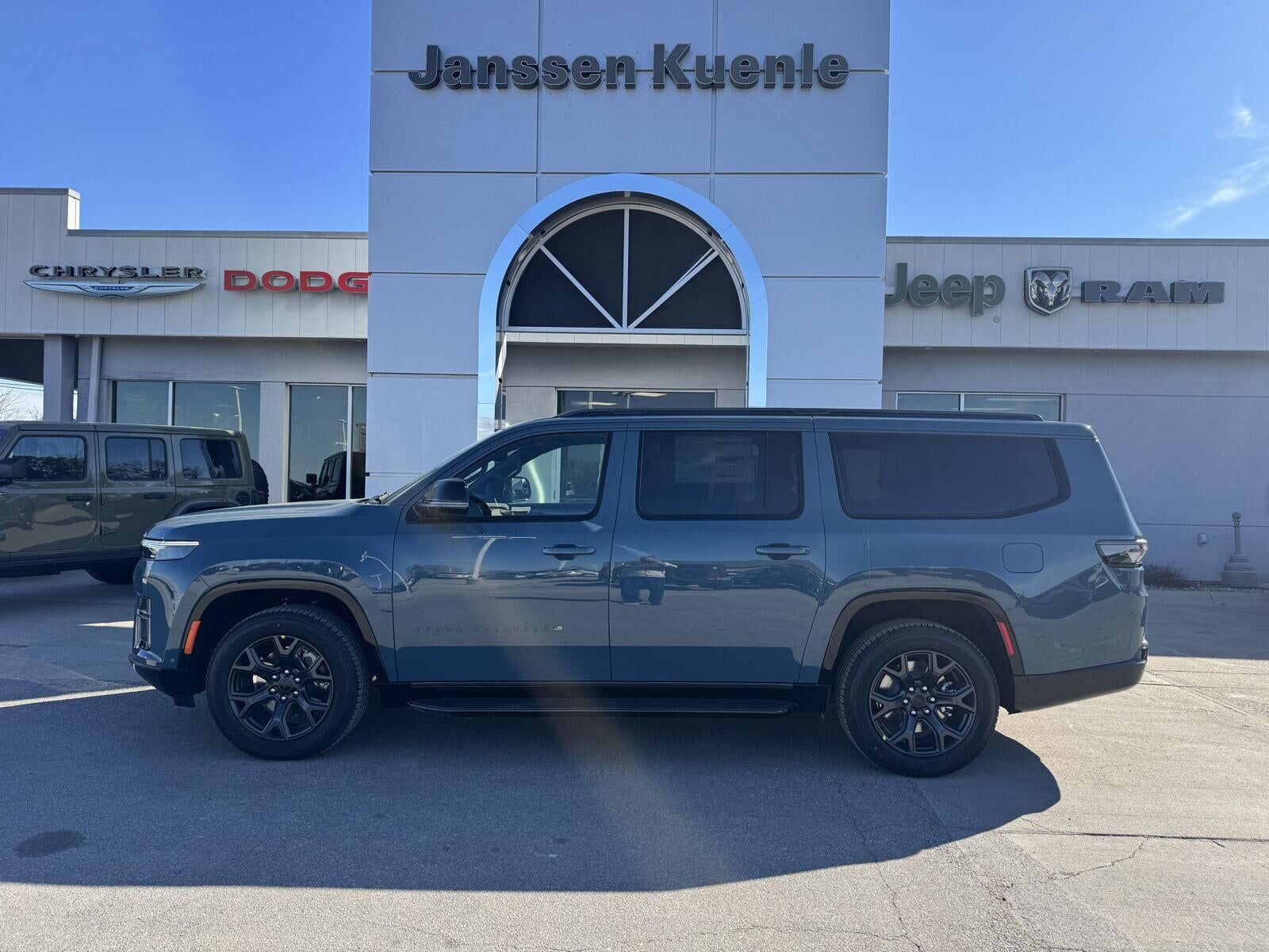 2026 JEEP Wagoneer L