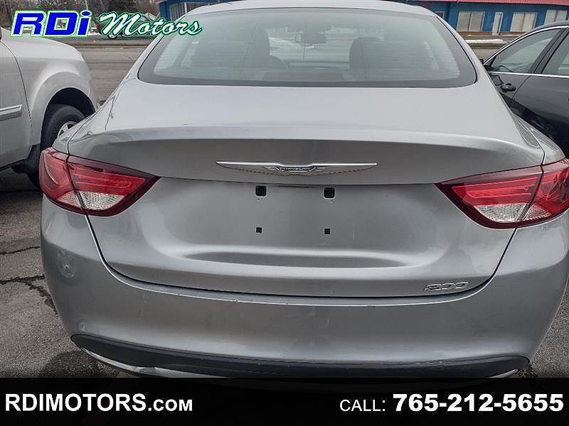 2015 CHRYSLER 200