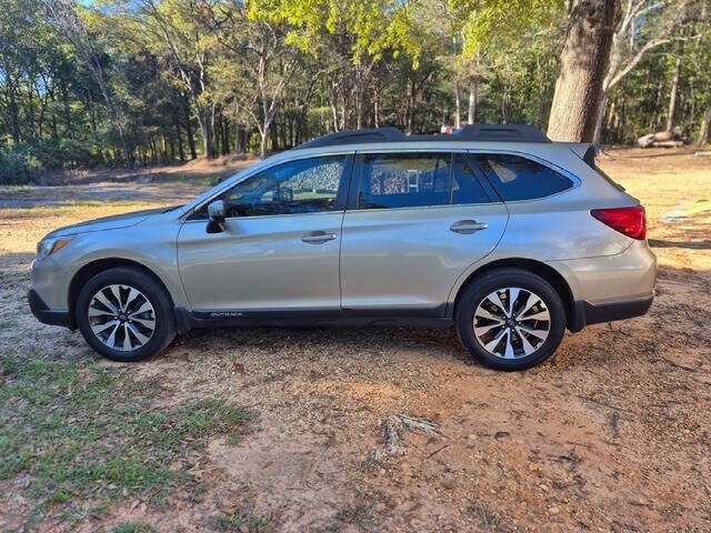 2017 SUBARU Outback