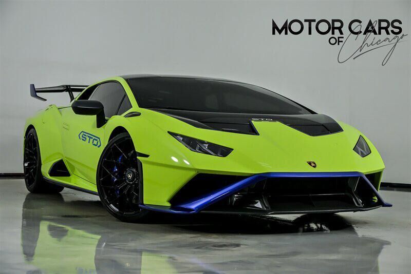 2022 LAMBORGHINI Huracan STO