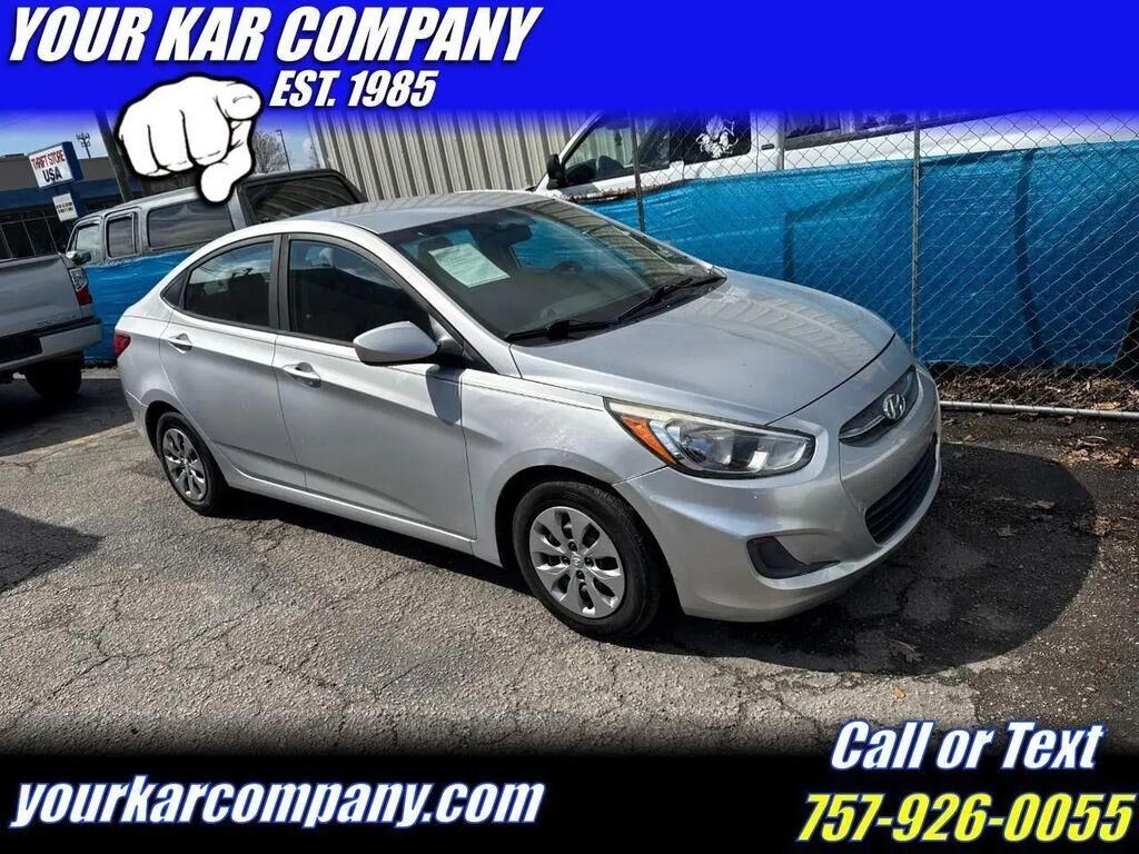 2017 HYUNDAI Accent