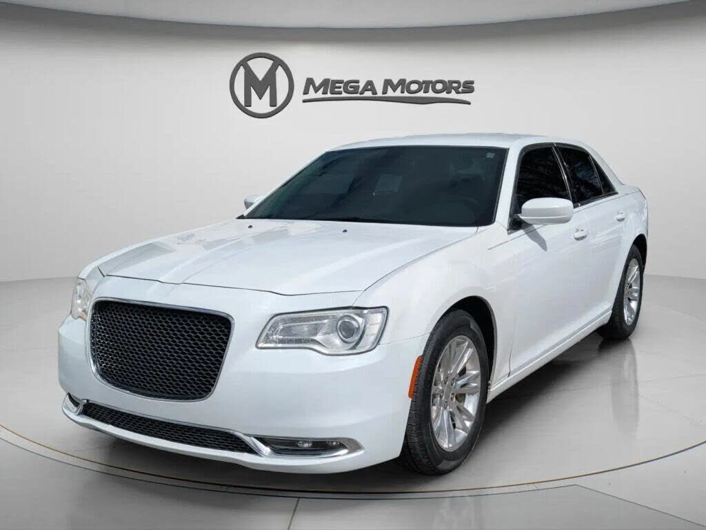 2021 CHRYSLER 300