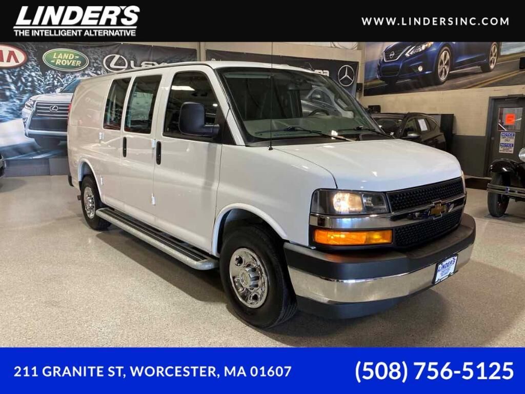 2024 CHEVROLET Express