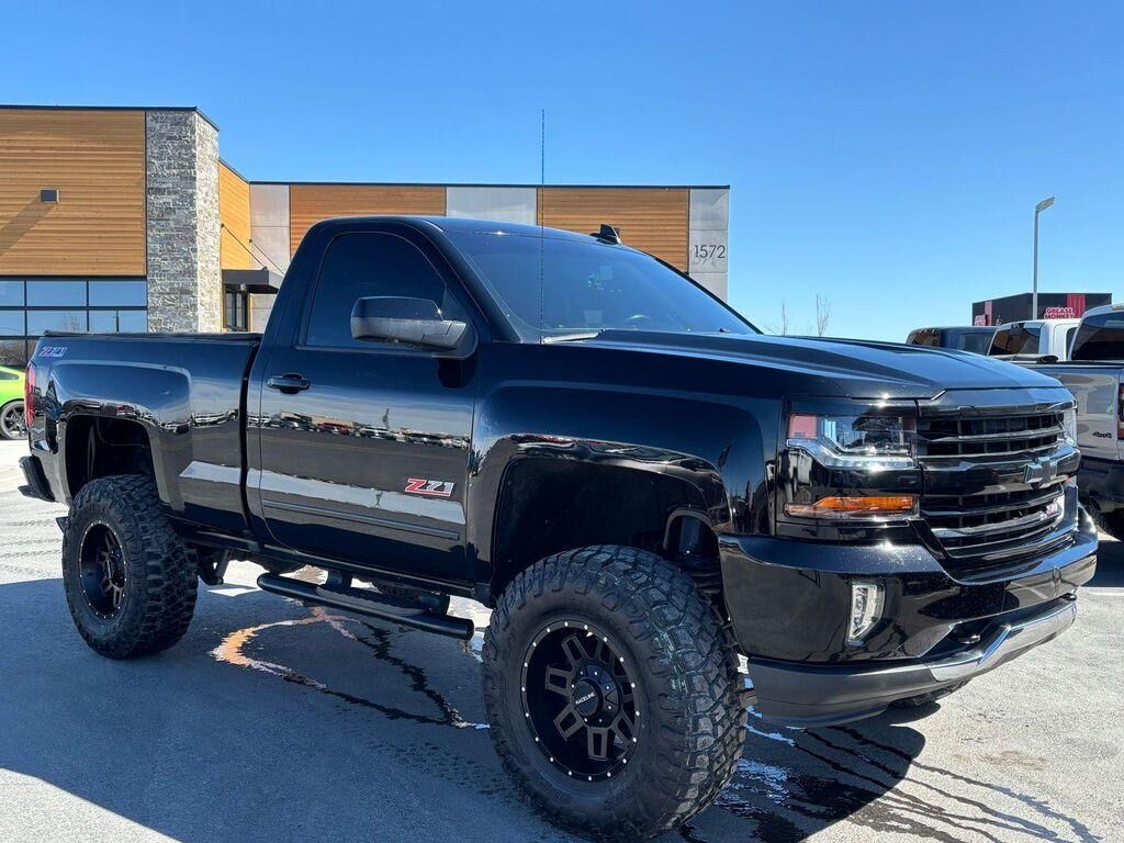 2017 CHEVROLET Silverado