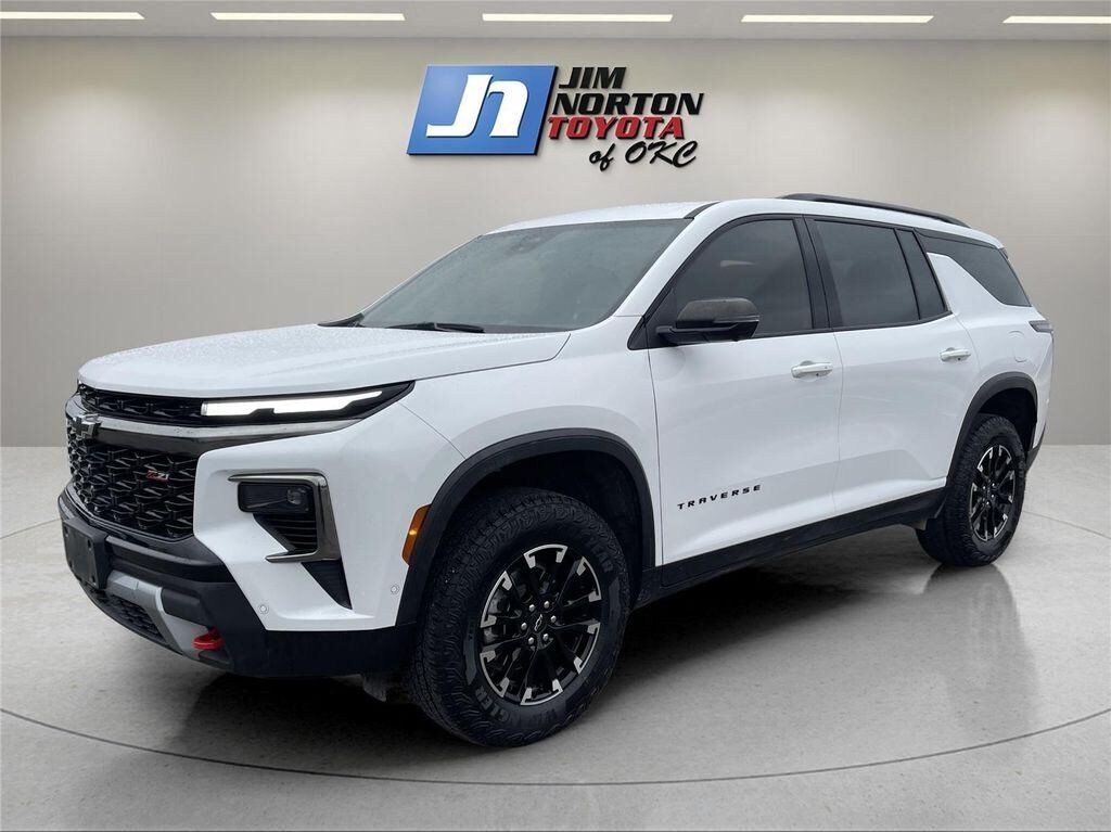 2024 CHEVROLET Traverse