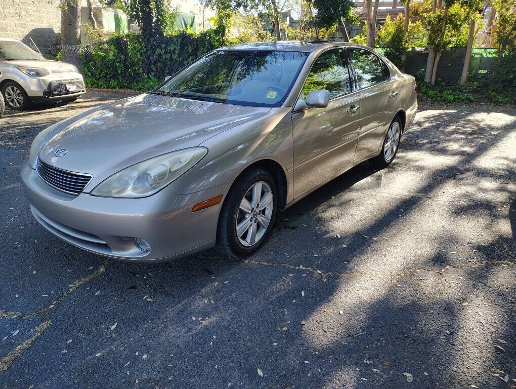 2005 LEXUS ES