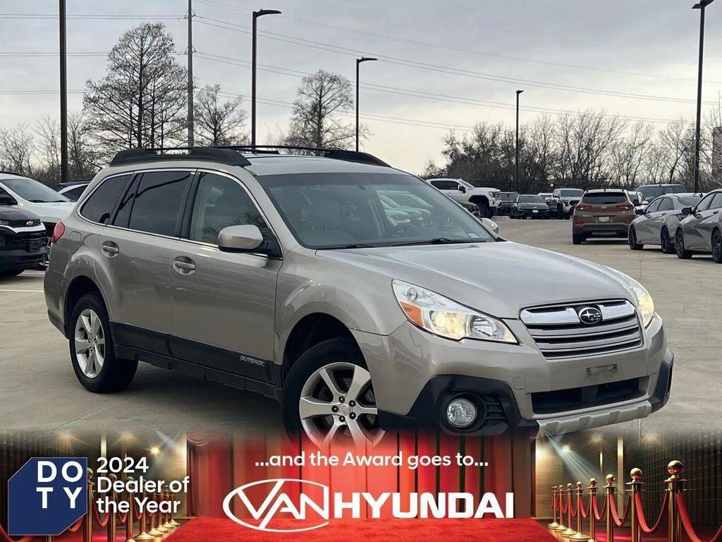 2014 SUBARU Outback