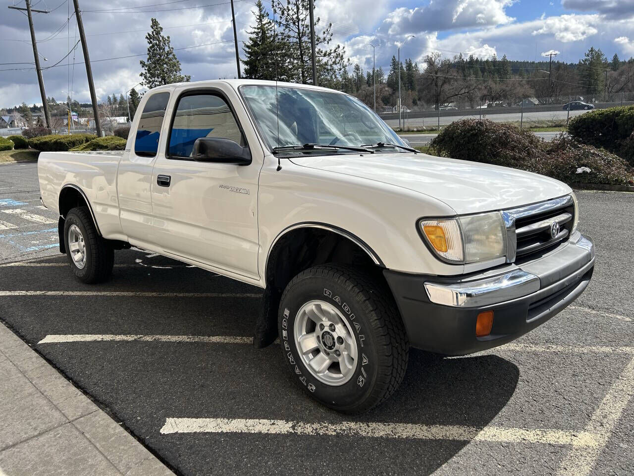 2000 TOYOTA Tacoma