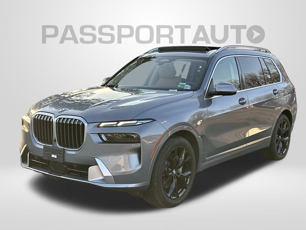 2023 BMW X7