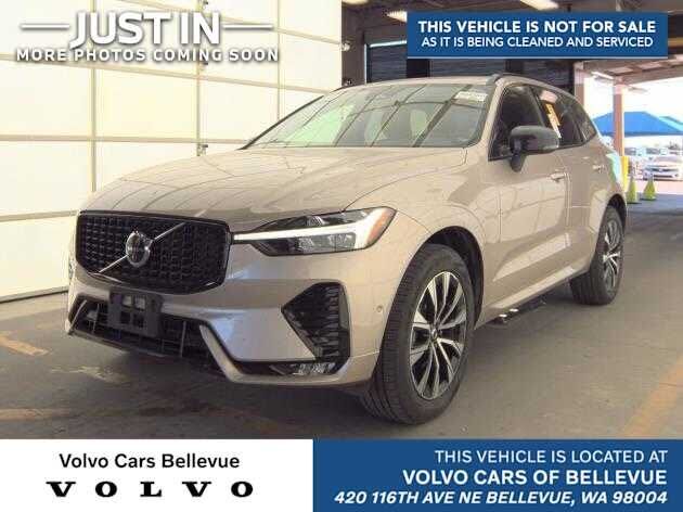 2025 VOLVO XC60