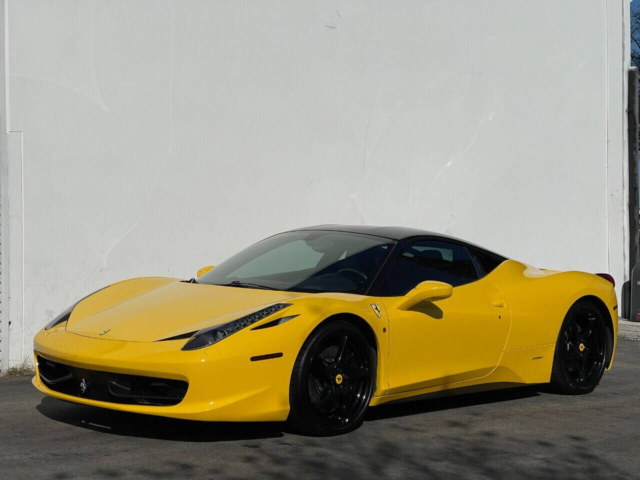 2010 FERRARI 458 Italia