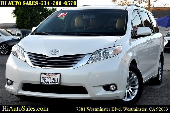 2016 TOYOTA Sienna