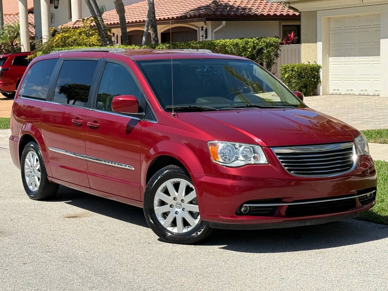 2016 CHRYSLER Town and Country