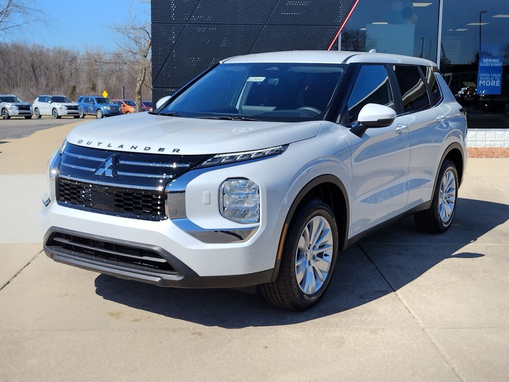 2026 MITSUBISHI Outlander