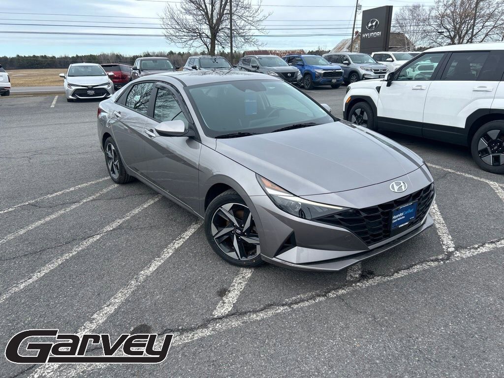 2023 HYUNDAI Elantra