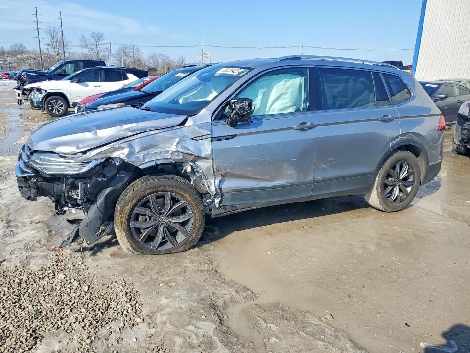 2024 VOLKSWAGEN Tiguan 4Motion