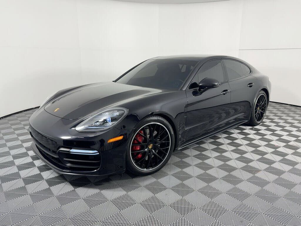 2020 PORSCHE Panamera