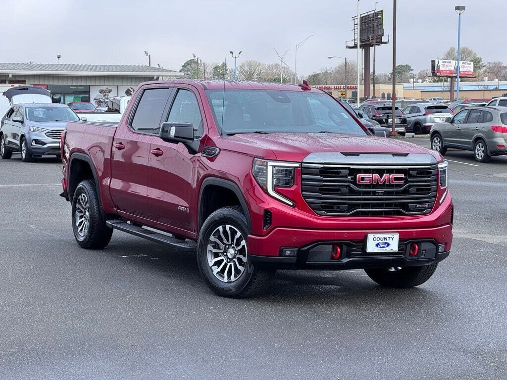 2023 GMC Sierra
