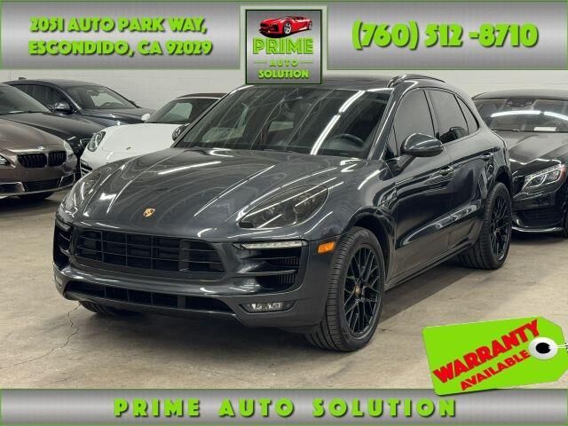 2017 PORSCHE Macan