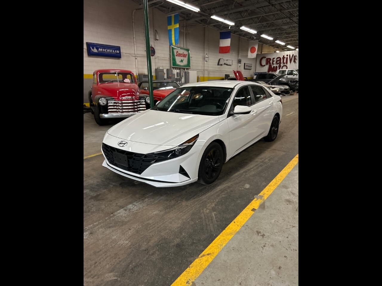 2021 HYUNDAI Elantra