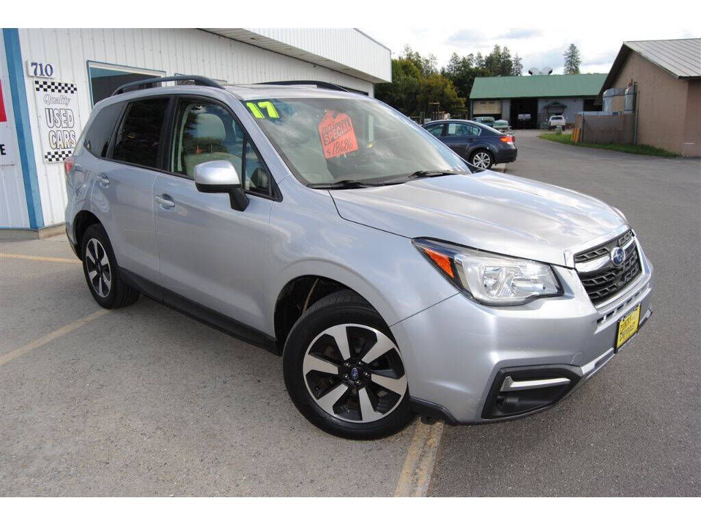 2017 SUBARU Forester
