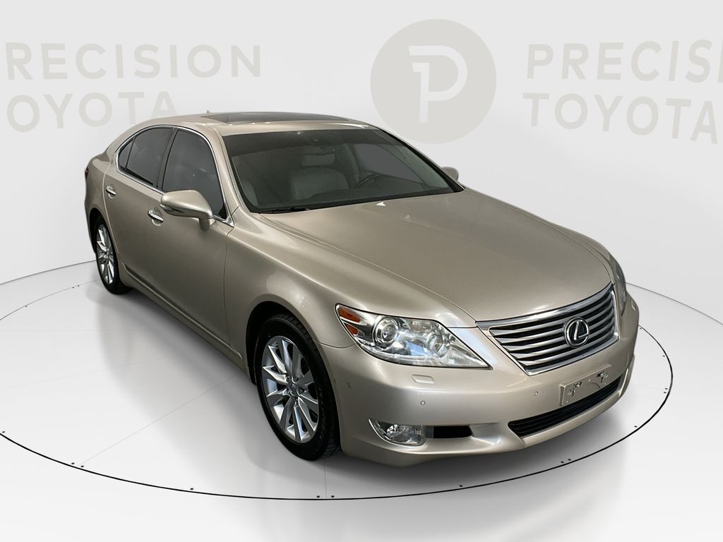 2011 LEXUS LS