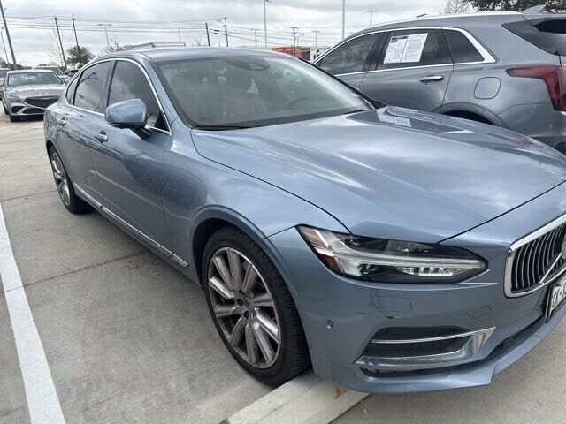 2018 VOLVO S90