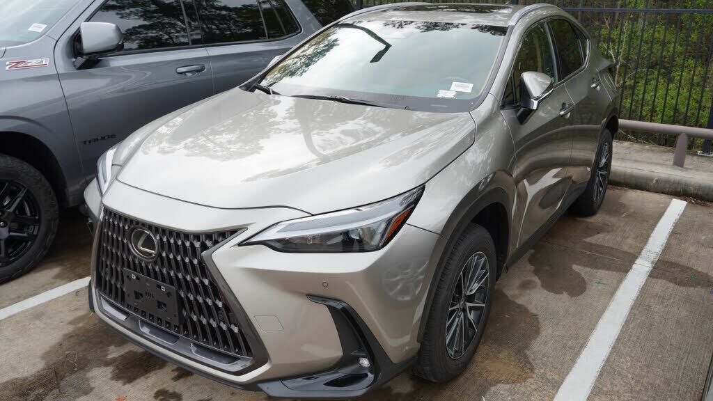 2025 LEXUS NX