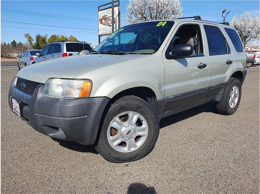 2004 FORD Escape