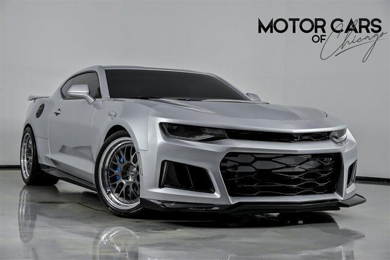 2017 CHEVROLET Camaro
