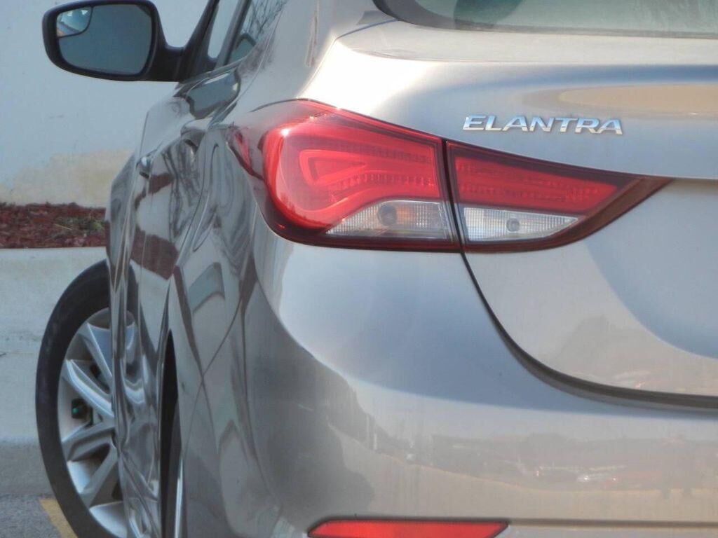 2014 HYUNDAI Elantra