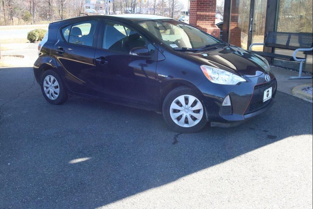 2014 TOYOTA Prius