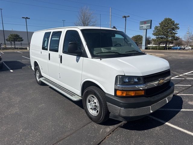 2024 CHEVROLET Express