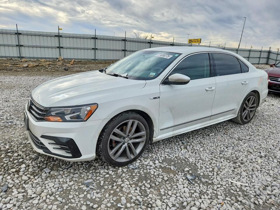2017 VOLKSWAGEN Passat