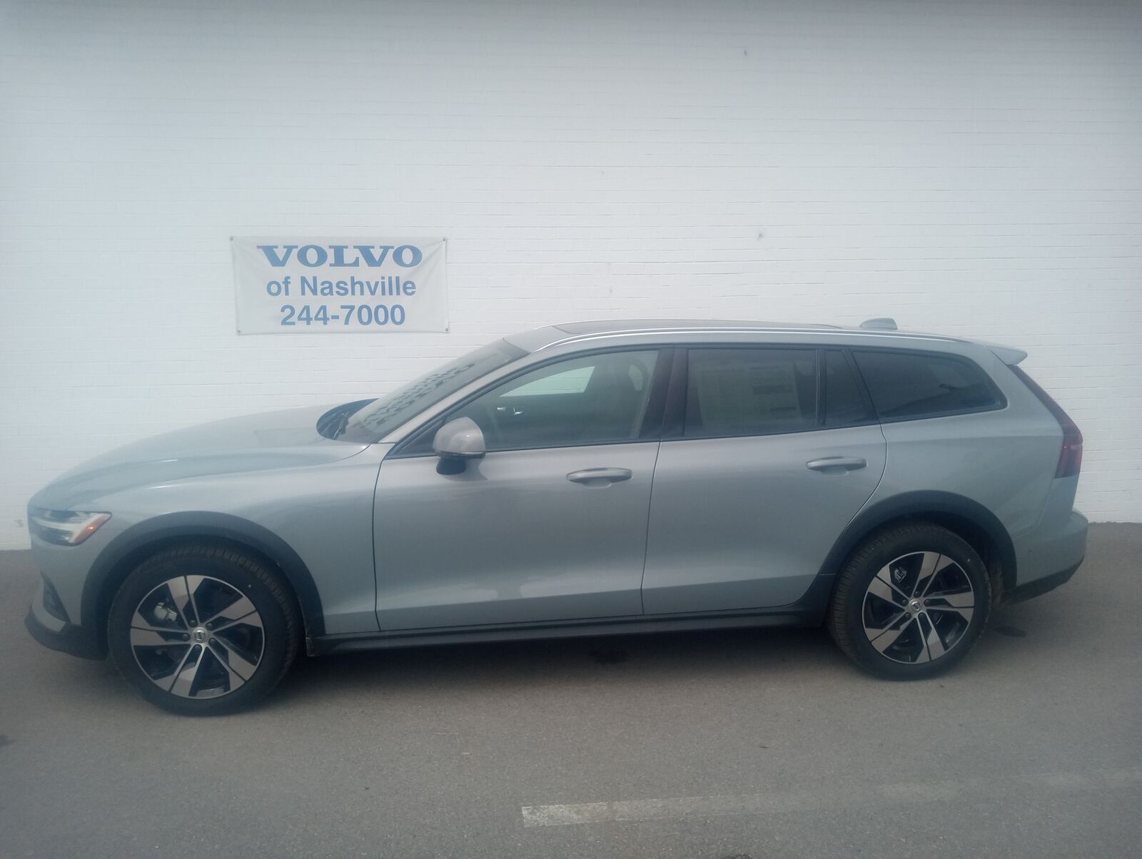 2026 VOLVO V60CC