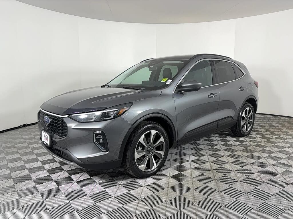 2023 FORD Escape