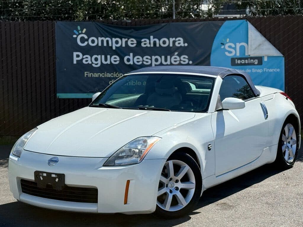 2004 NISSAN 350Z