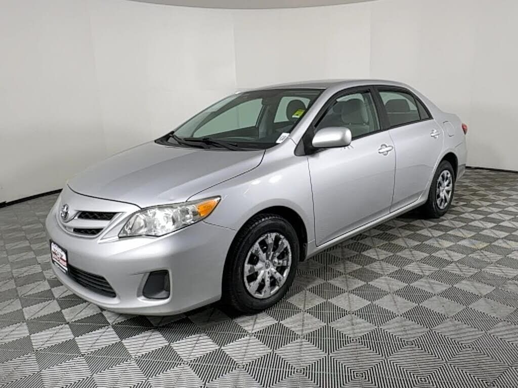 2011 TOYOTA Corolla
