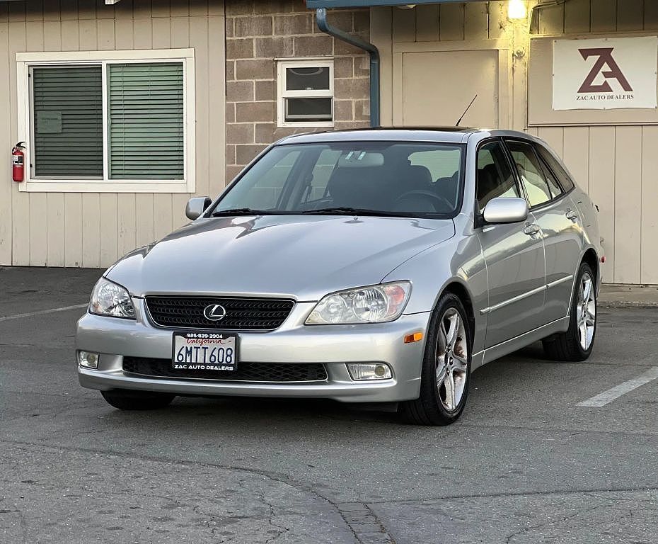 2002 LEXUS IS