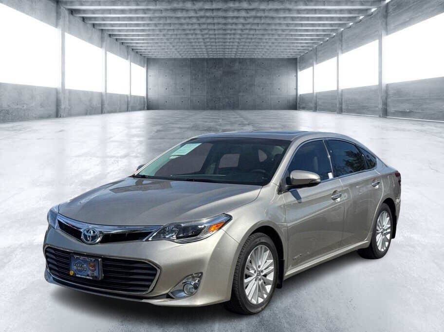 2013 TOYOTA Avalon