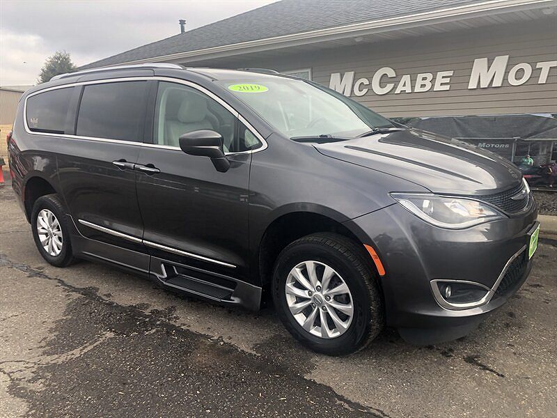 2019 CHRYSLER Pacifica