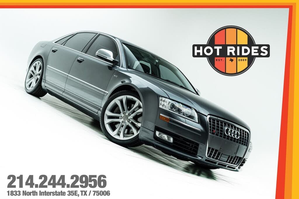 2009 AUDI S8
