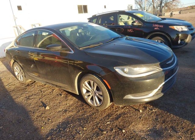 2016 CHRYSLER 200