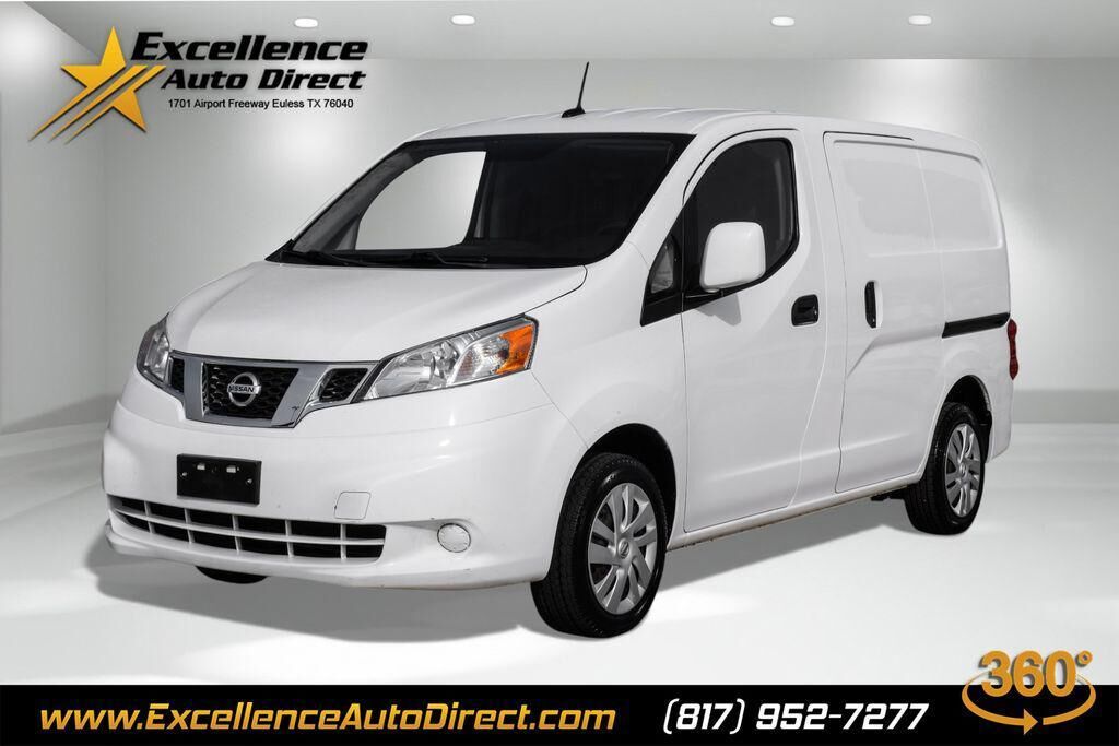 2020 NISSAN NV200