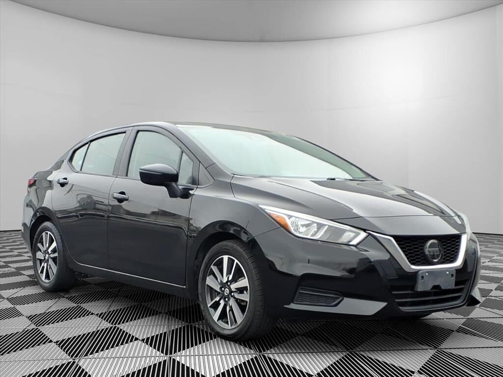 2021 NISSAN Versa