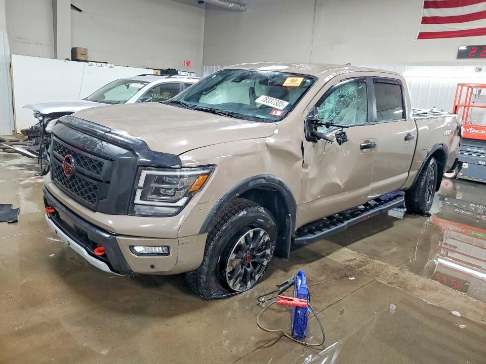2023 NISSAN Titan