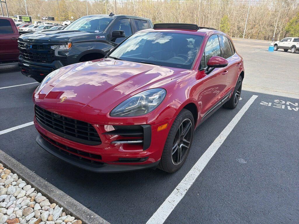 2021 PORSCHE Macan